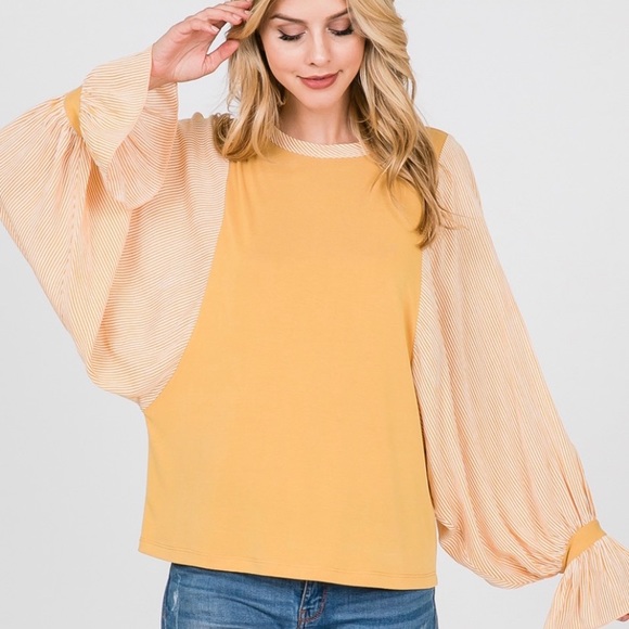 ♥️SALE♥️Hailey & Co Batwing Style Blouse - Picture 4 of 9